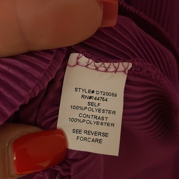 Magenta two piece women’s set - Picture 5 of 6